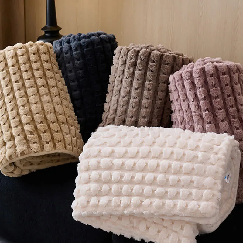 Moderne, luxuriöse Fleece-Überwurfdecke