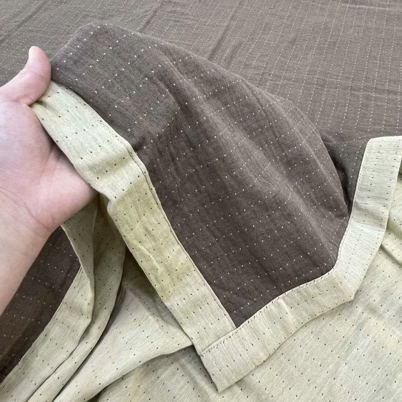 Minimalistische, wendbare Bettwäsche aus Baumwollgaze