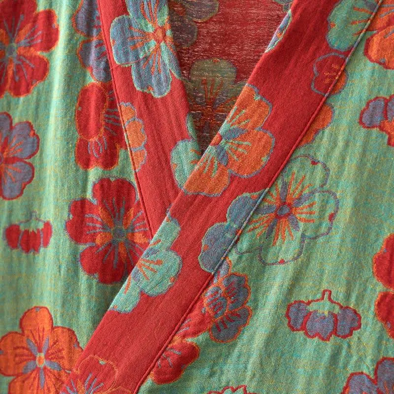 Kimono-Bademantel aus Baumwollgaze mit Pflaumenblüten-Print