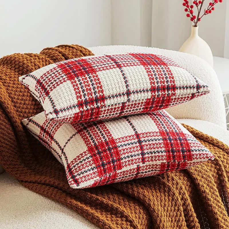 Rot-weiß karierter Jacquard-Kissenbezug