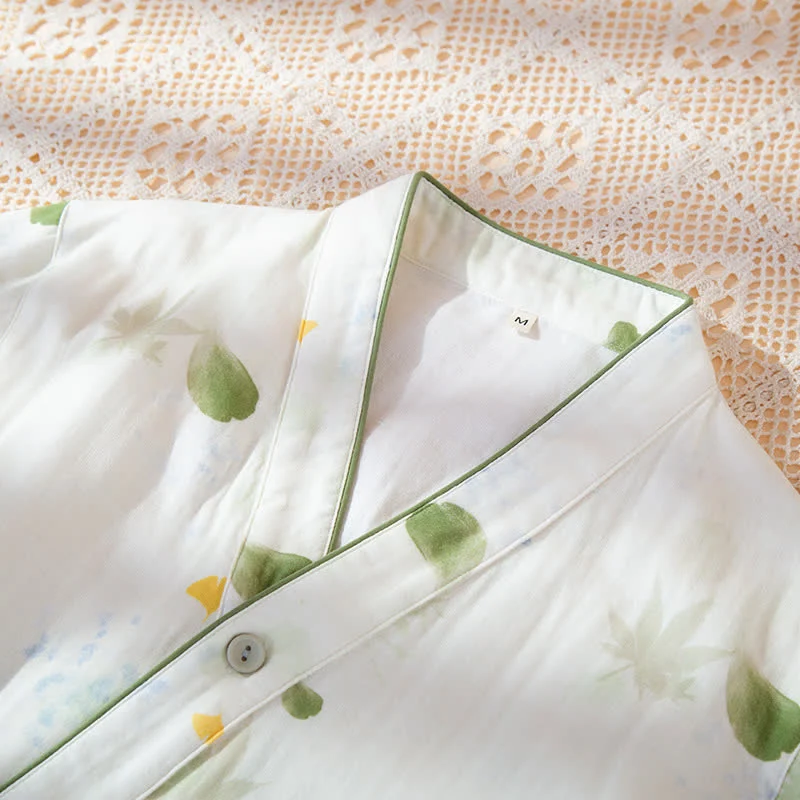 Verstellbares Pyjama-Set aus Baumwollgaze mit Blattmuster und Kimono