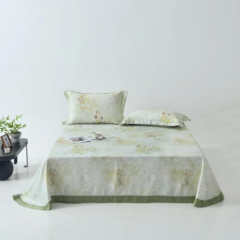 Kühle Tagesdecke aus Naturfaser mit Hibiskus-Print