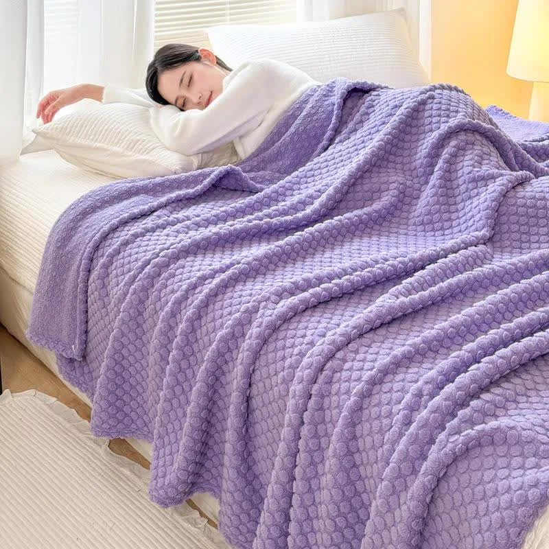 Warme Jacquard-Überwurfdecke mit Punkten
