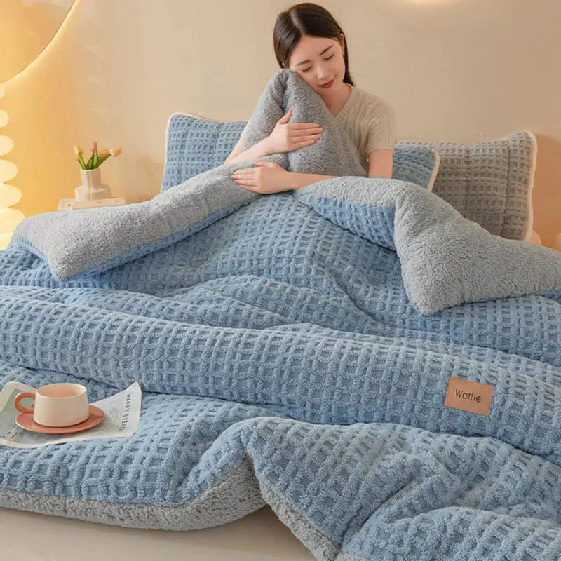 Warme Plüschdecke aus Waffel-Jacquard