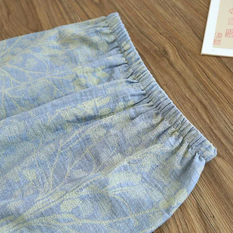 Elegantes Loungewear-Set aus Bio-Baumwolle mit Blumenmuster