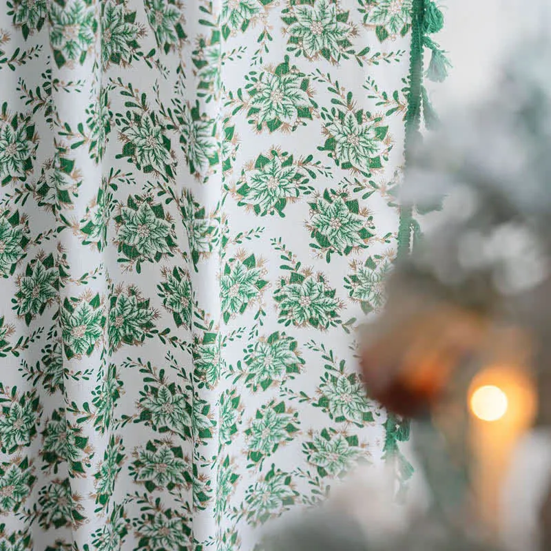 Weihnachtsvorhang mit floralem Edelweiß-Print