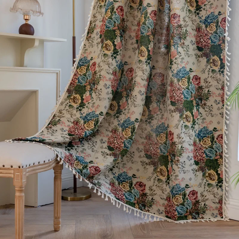Retro Bunter Rosenquastenvorhang