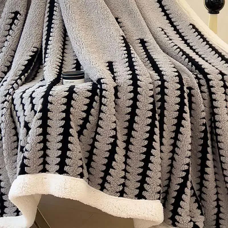 Jacquard-Überwurfdecke mit geometrischem Muster