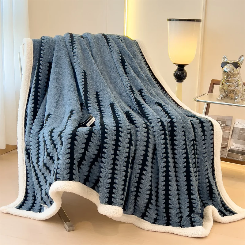 Jacquard-Überwurfdecke mit geometrischem Muster