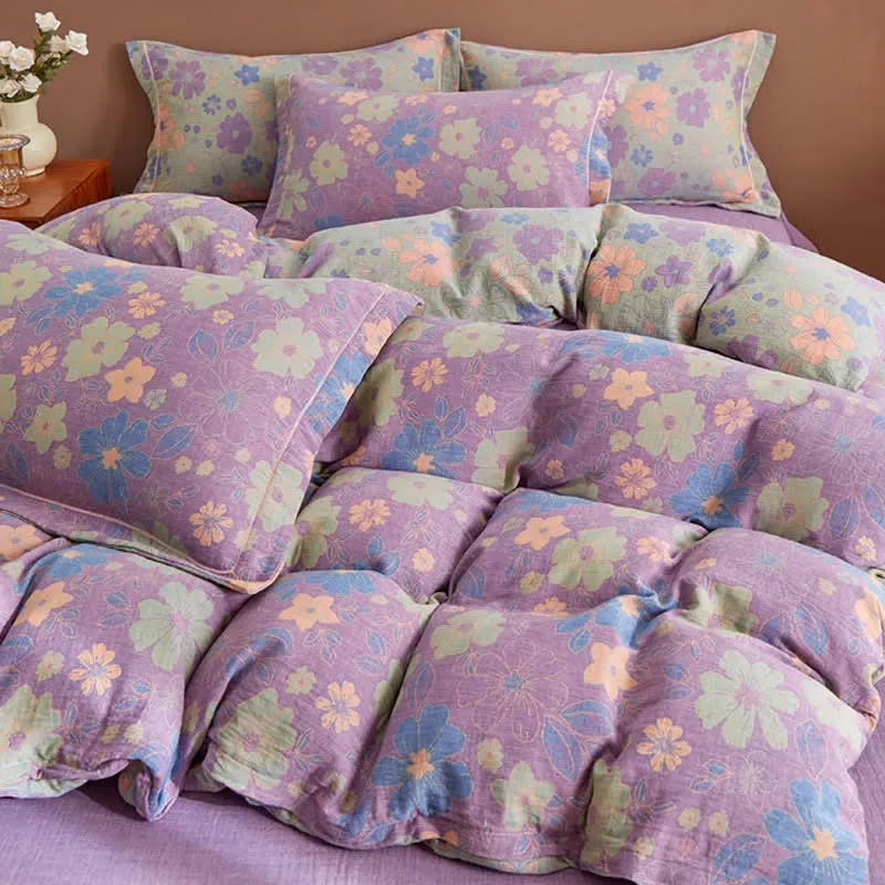 Elegante Bettwäsche aus Baumwollgaze mit Blumenmuster im Jacquard-Stil