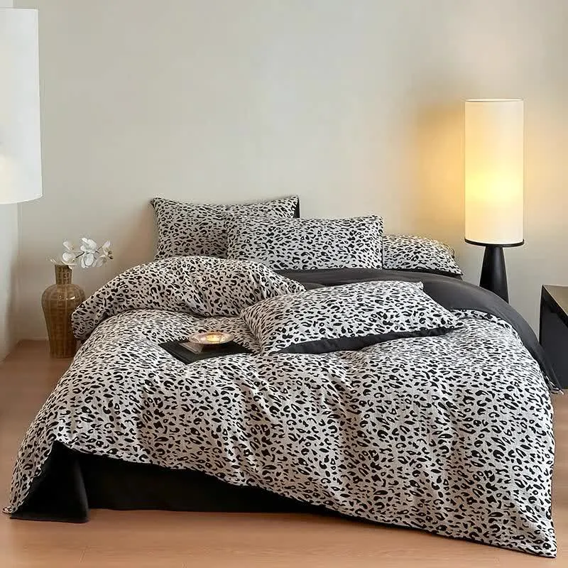 Bettwäscheset aus natürlicher Baumwolle mit Leopardenmuster (4-teilig)