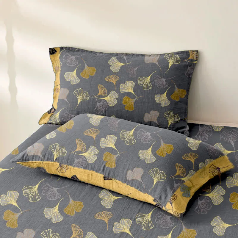 Wendbare Tagesdecke aus Baumwollgaze-Jacquard „Ginkgo“