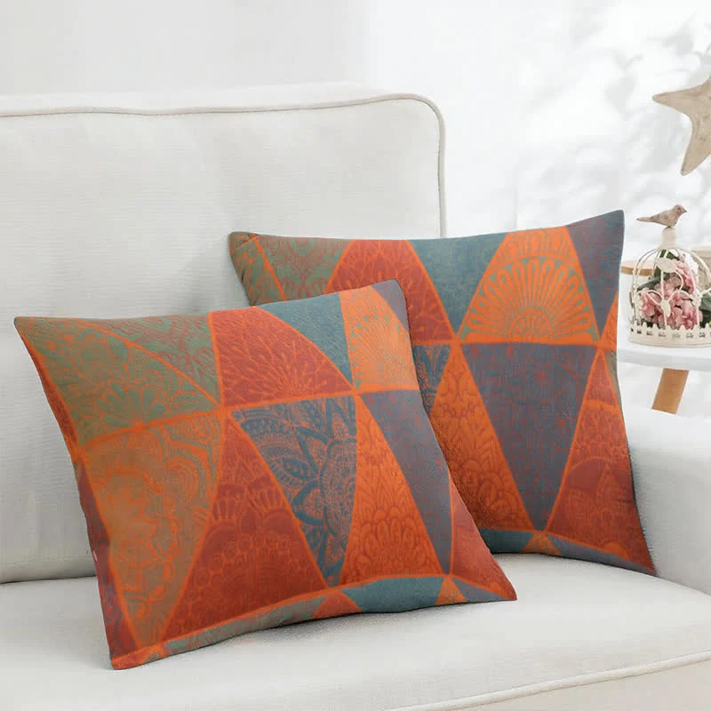 Quadratische Kissenbezüge aus Baumwolljacquard mit Dreiecksmuster (2 Stück)
