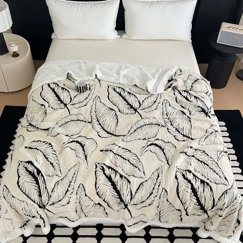 Jacquard-Plüschdecke mit großen Blättern
