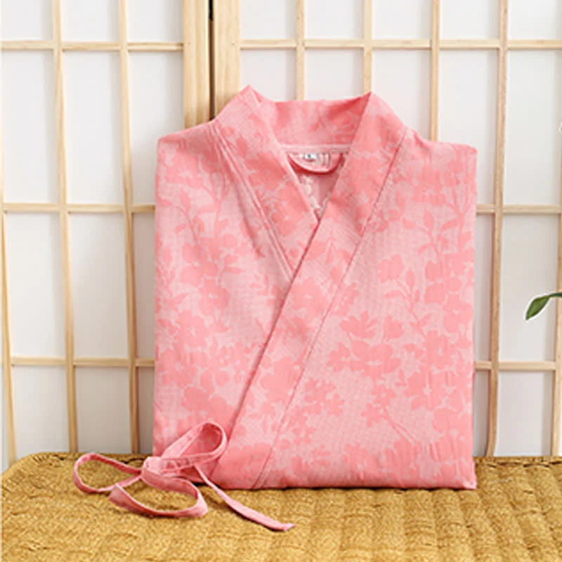 Dezenter Kimono-Bademantel mit Blumenmuster und Tasche