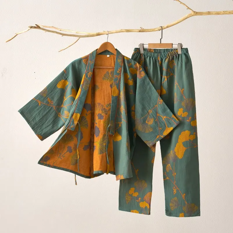Großer Kimono-Pyjama aus Baumwolle mit Ginkgoblättern