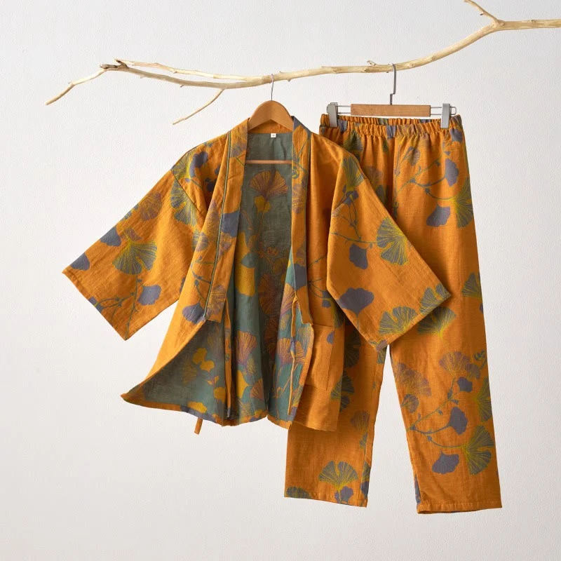 Großer Kimono-Pyjama aus Baumwolle mit Ginkgoblättern
