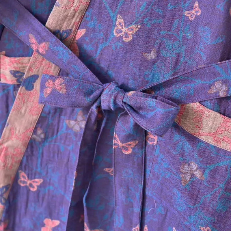 Kimono-Bademantel aus Baumwollgaze mit Schmetterlingsmuster
