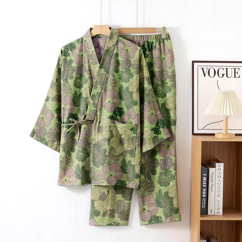 Loungewear-Set im Kimono-Stil mit Pfirsichblütenmuster