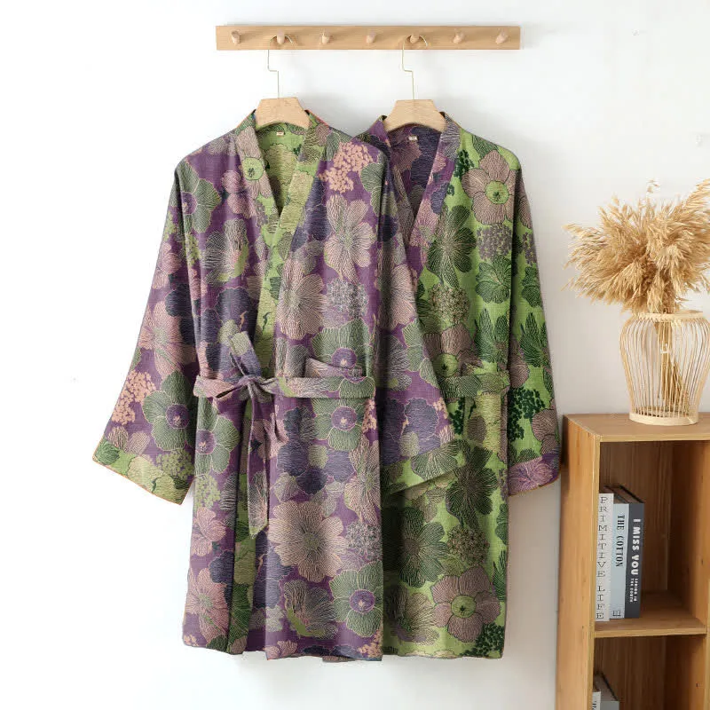 Kimono-Bademantel aus Baumwollgaze in Pfirsichblüte