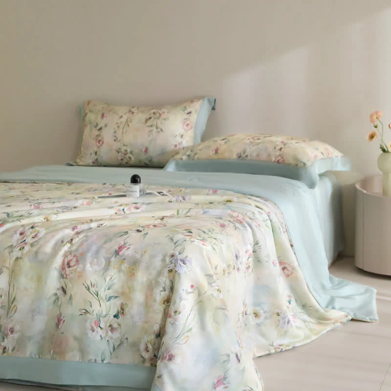 Luxuriöse Sommerdecke aus Lyocellfaser mit Blumenmuster
