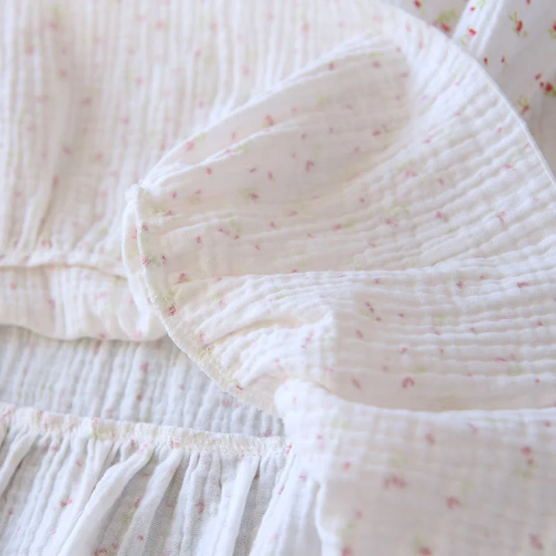 Rotes Camisole-Nachthemd aus Baumwollgaze mit Blumenmuster