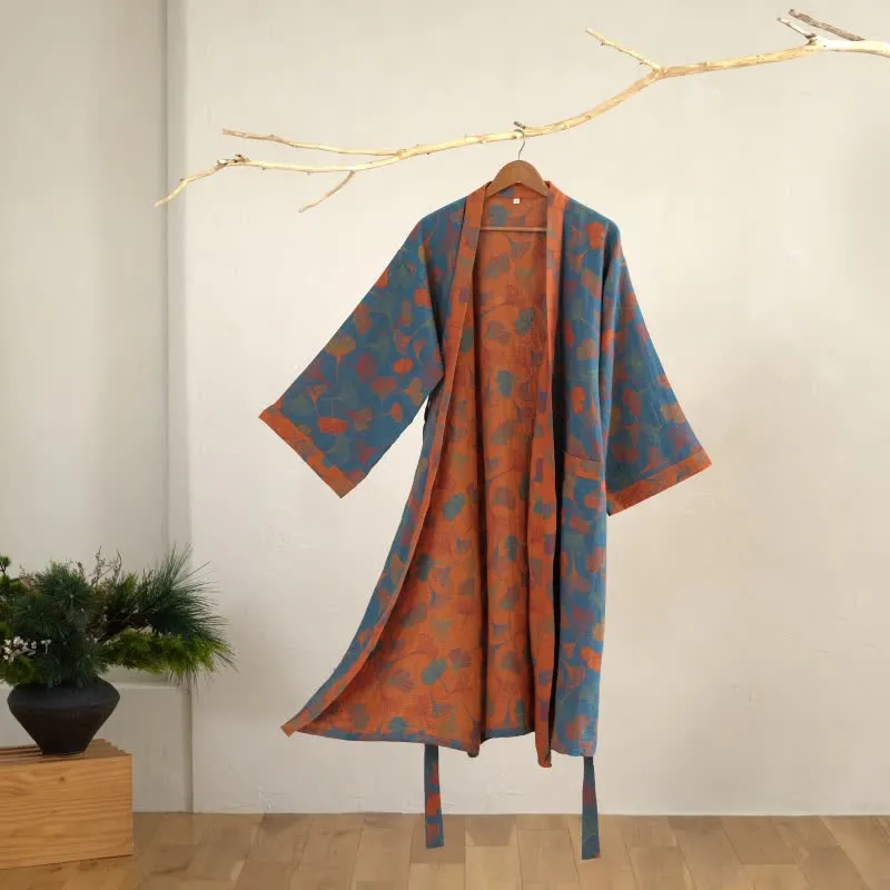 Kimono-Bademantel aus Ginkgo-Biloba-Baumwolle