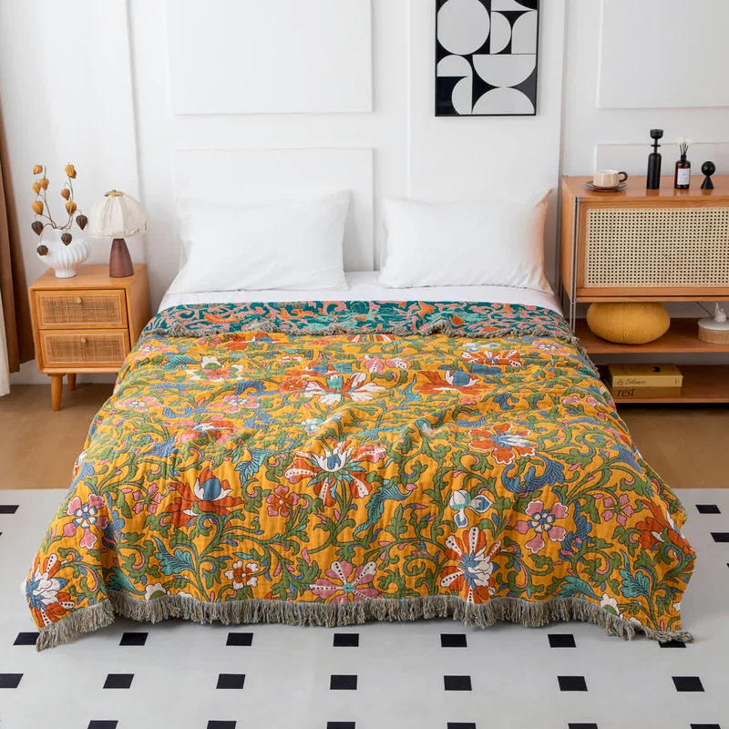 Wendesteppdecke aus Baumwolle mit Blumenmuster im Vintage-Stil und Quasten
