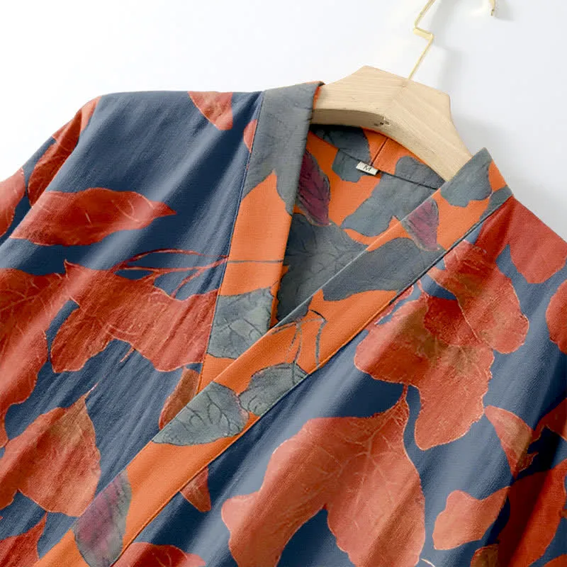 Kimono-Robe aus Baumwollgaze mit botanischem Blattmuster