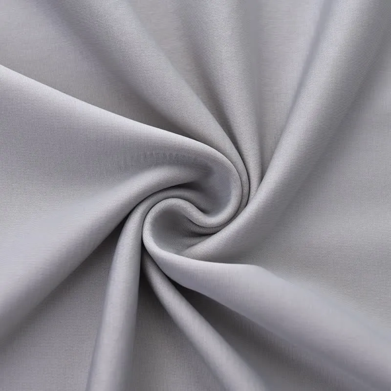 Wendbare Fleece- und Eisseidendecke