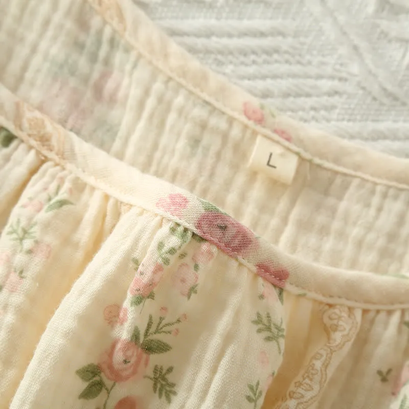 Camisole-Pyjama aus Baumwollgaze mit Blumenmuster und Streifen