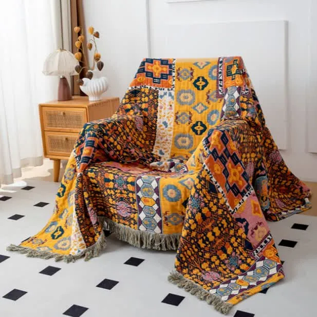 Boho Art Patchwork-Steppdecke aus Baumwolle mit Wendbarkeit und Quasten
