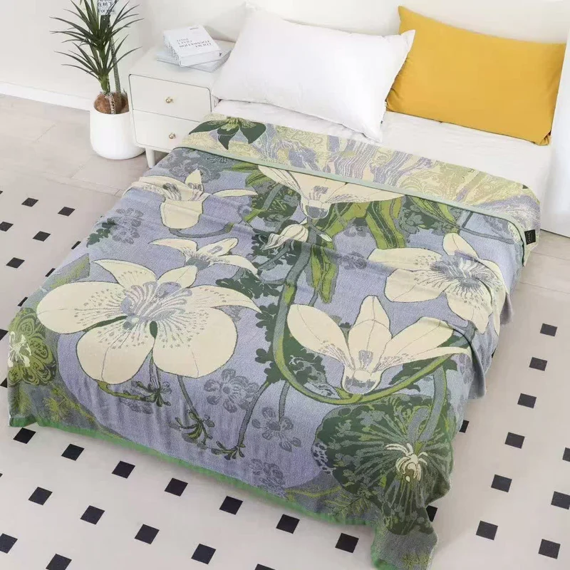 Kühlende Sommerdecke mit Narzissen-Print