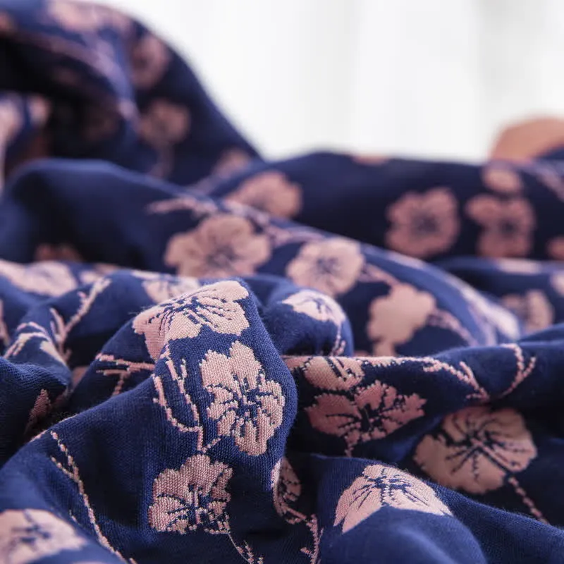Wendesteppdecke aus Baumwollgaze-Jacquard mit pastoralem Blumenmuster