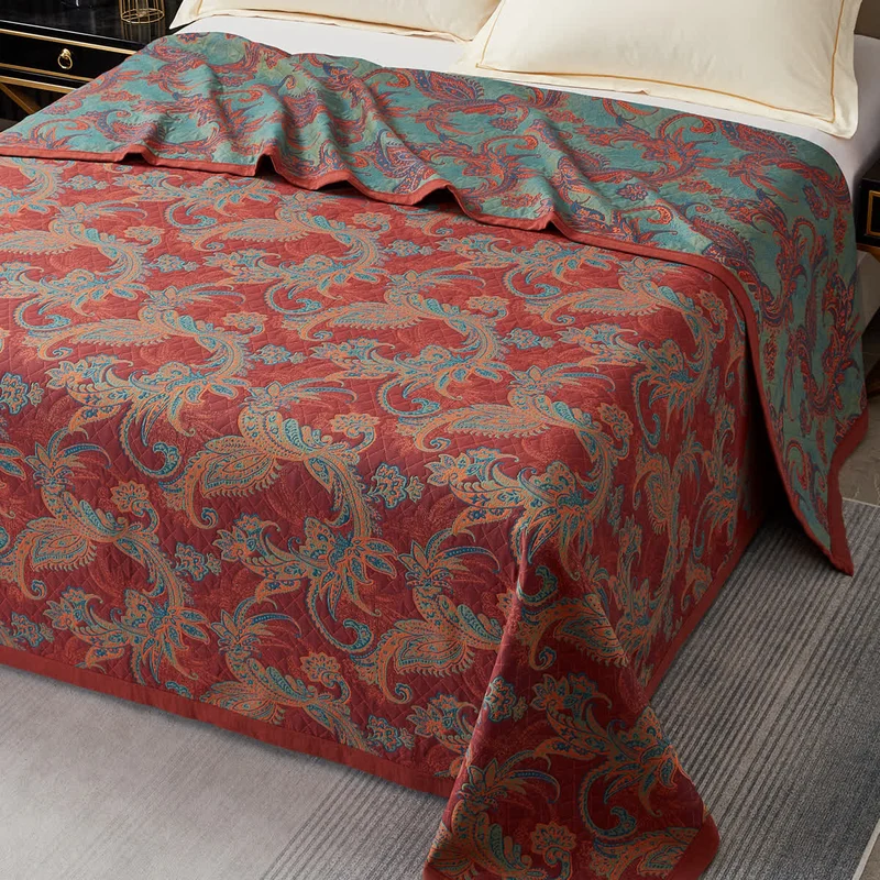 Vintage-Steppdecke aus garngefärbter Baumwolle mit Paisley-Muster