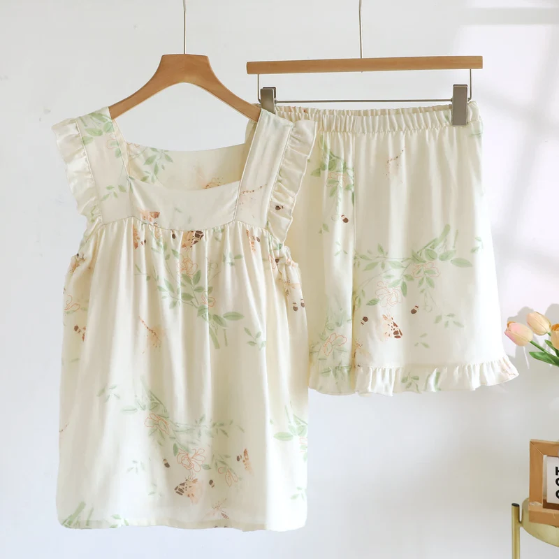 Gepolstertes Loungewear-Set mit Blumen- und Schmetterlings-Rüschen