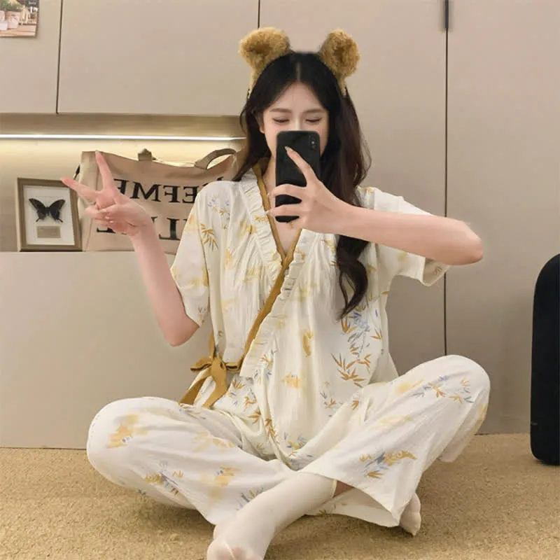 Kimono-Nachtwäscheset mit Bambusblatt-Rüschen