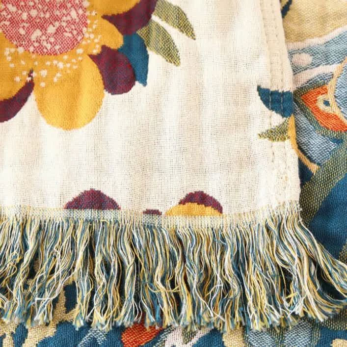 Sofadecke aus Baumwollgaze mit Blumenmuster im Ethno-Stil