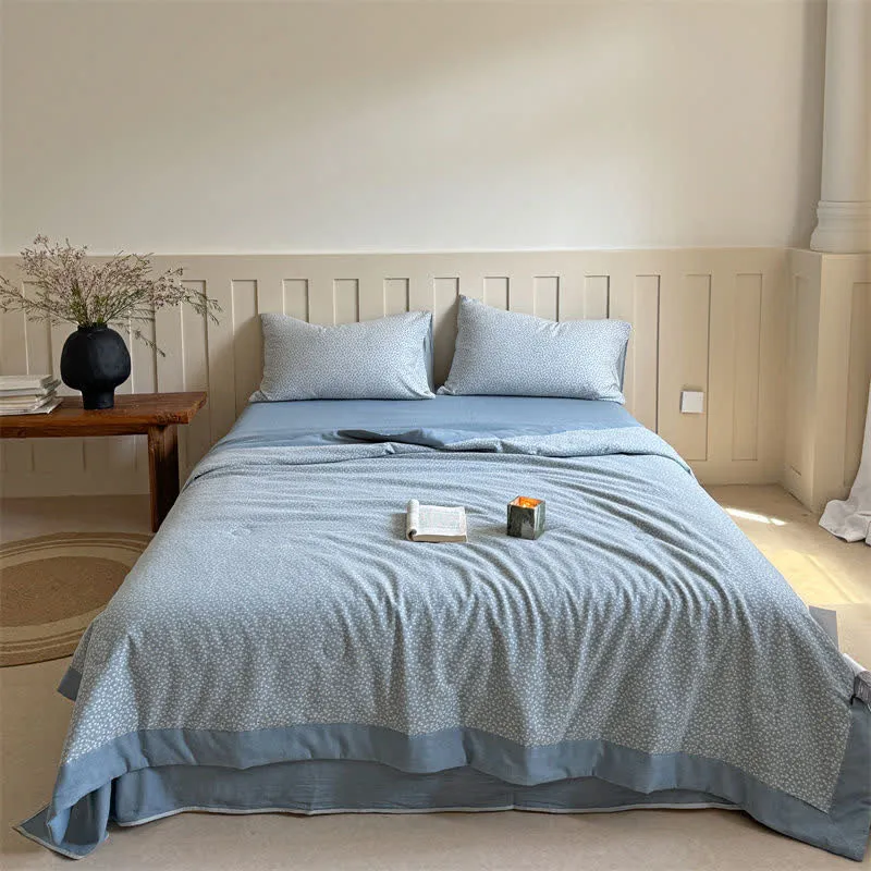 Sommersteppdecke aus garngefärbtem Jacquard-Baumwolle mit pastoralen Blumen