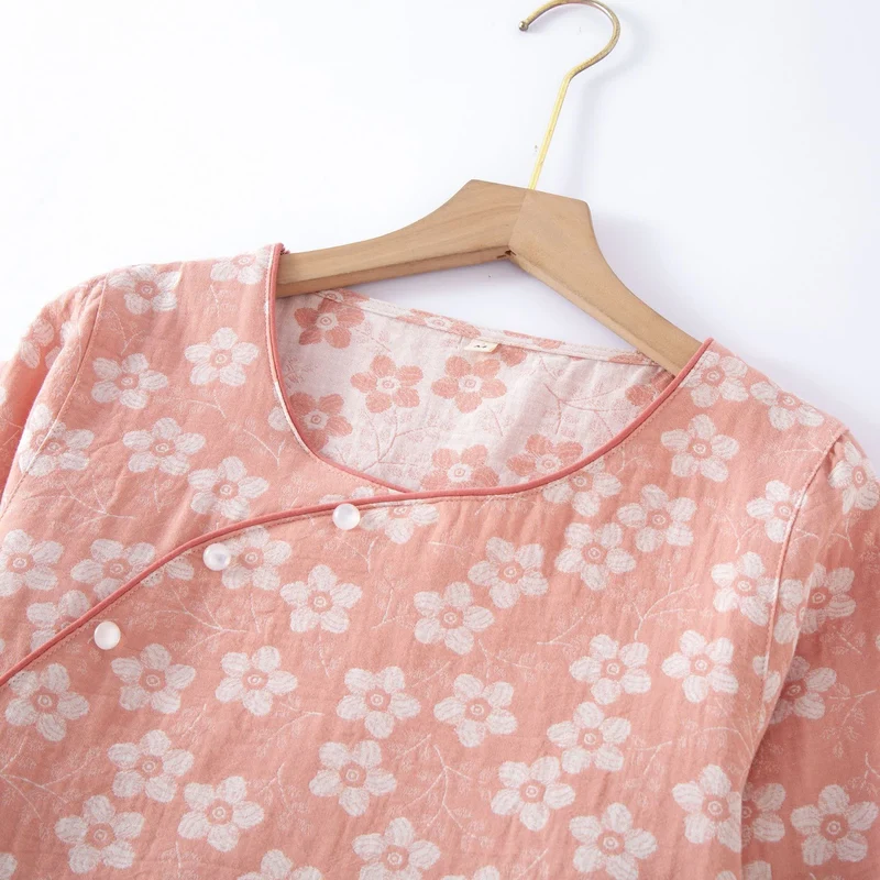 Retro-Pyjama-Set aus garngefärbtem Baumwolljacquard mit Blumenmuster