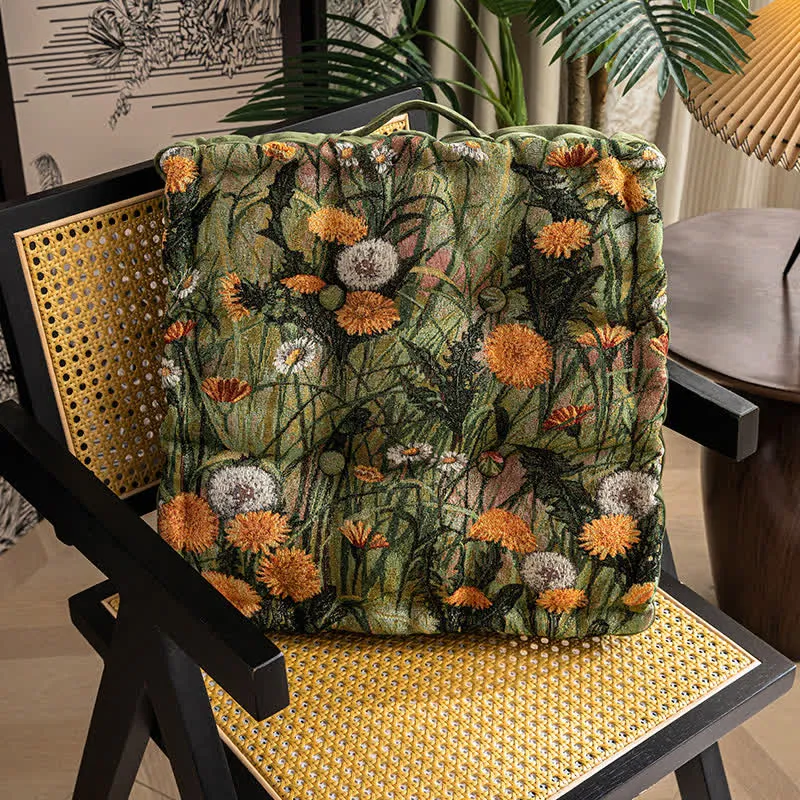 Dekoratives, weiches Bodenstuhlkissen mit Blumenmuster