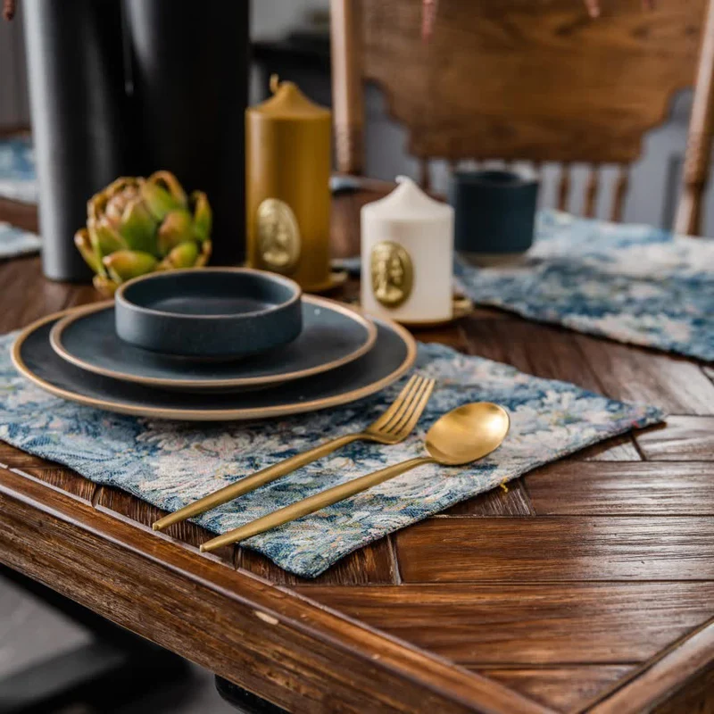 Hitzebeständiges Tischset-Set mit Jacquard-Blumenmuster (4-teilig)