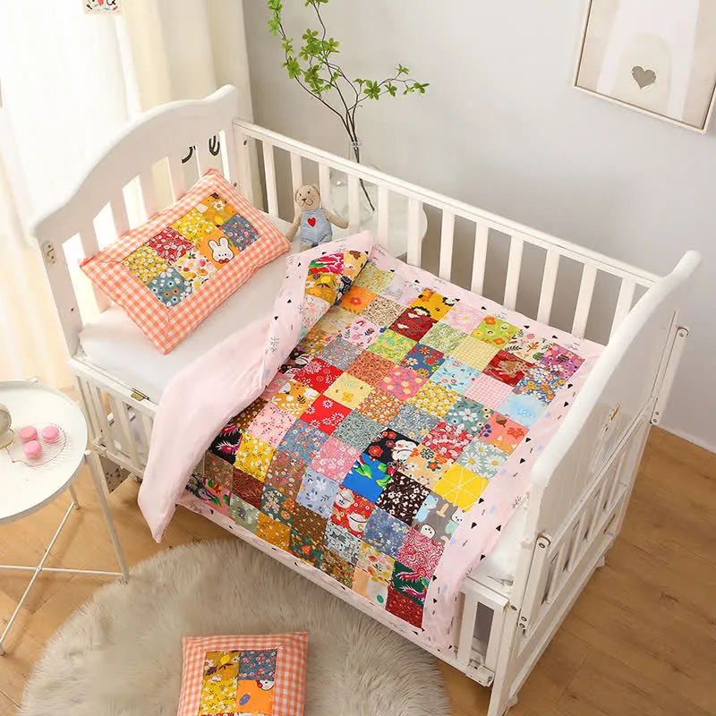 Pastorale Patchwork-Babydecke aus reiner Baumwolle