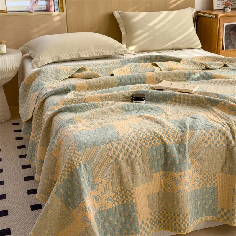 Dreilagige, bequeme, leichte Retro-Steppdecke aus Gaze