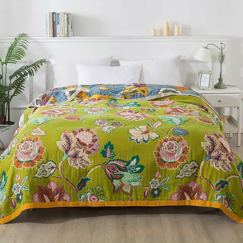 Bunte, florale Wendedecke aus Baumwollgaze