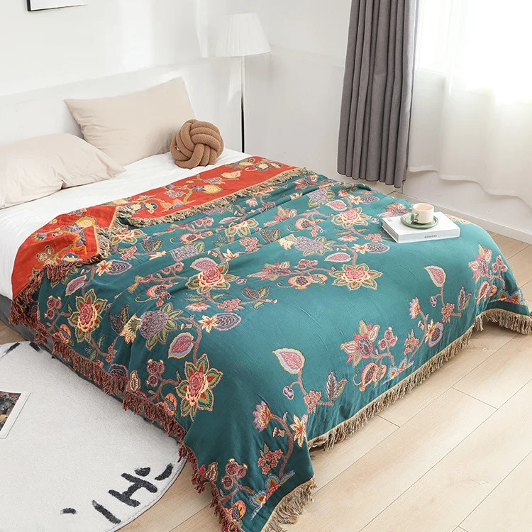 Bequeme Vintage-Sofadecke aus Baumwollgaze mit Quasten