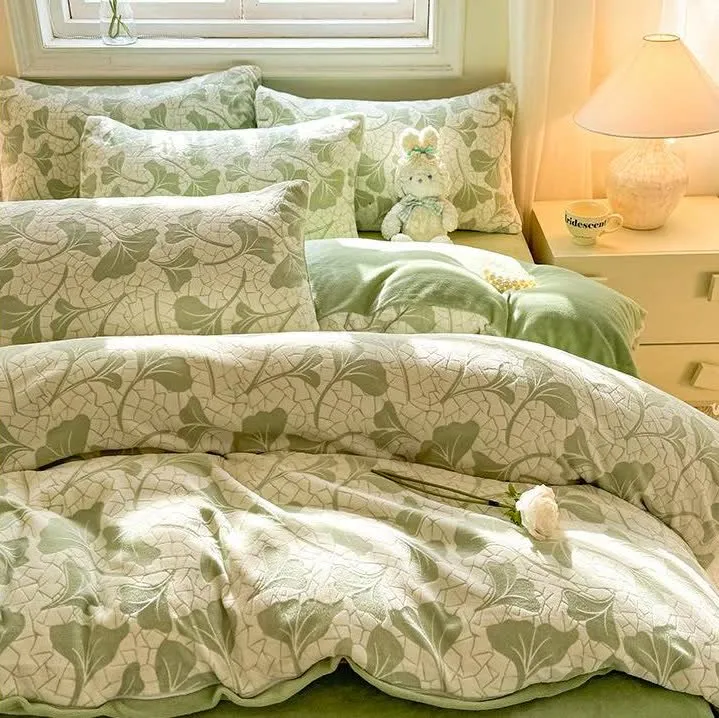 Weiches Jacquard-Bettwäscheset mit Ginkgoblättern (4-teilig)