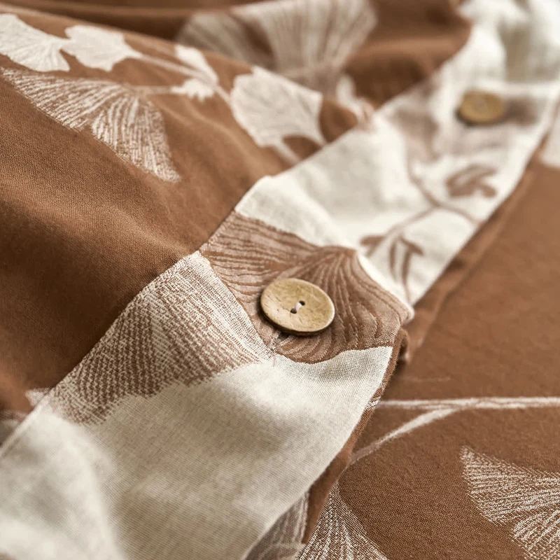 Bettwäsche-Set aus Baumwollgaze mit Knöpfen und Ginkgoblättern (4-teilig)