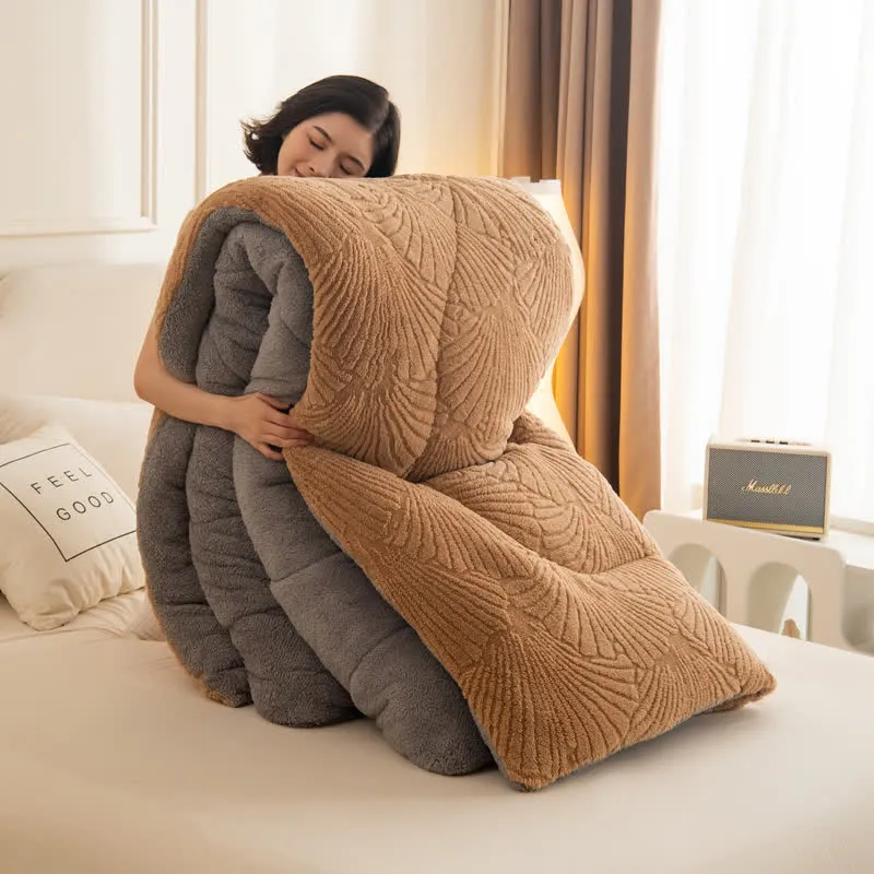 Sherpa-Jacquard-Decke mit Ginkgoblatt und Steppkern