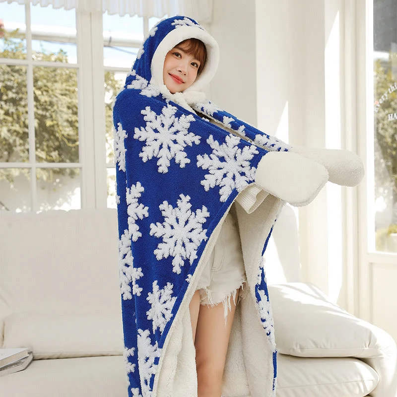 Fleece-Schaldecke mit Kapuze und Handschuhen im Schneeflocken-Design